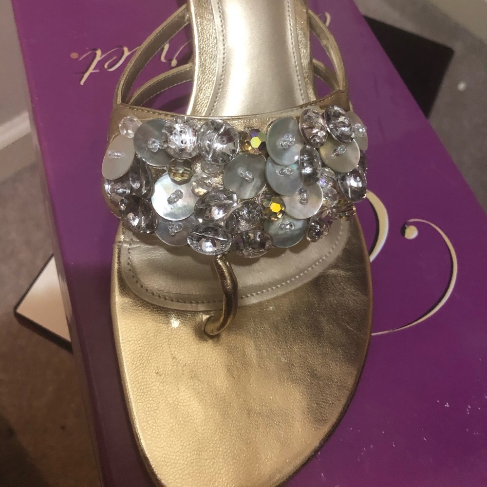 Gold sequined slip on sandals with kitten heels - Picture 2 of 2